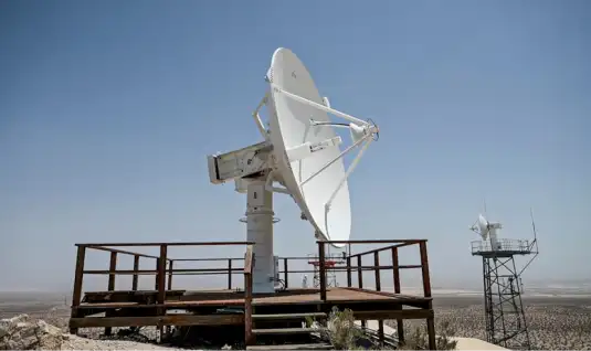Satellite Telemetry & Tracking Antenna